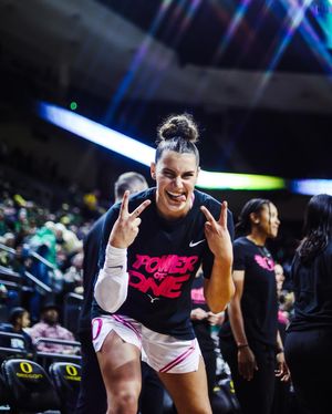 Image post by @tayaahanson on Instagram