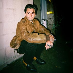 Image post by @isaakpresley on Instagram