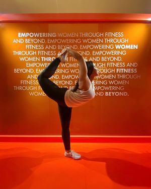 Image post by @jessicaleeyoga on Instagram