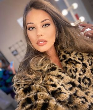 Image post by @roxananemes on Instagram