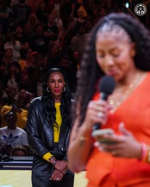 Image post by @la_sparks on Instagram