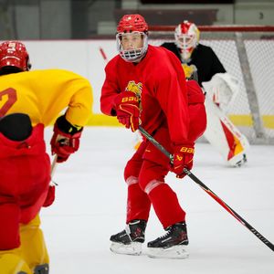 Image post by @ferrishockey on Instagram
