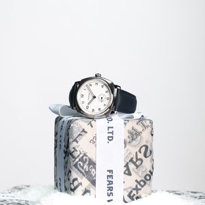 Image post by @fearswatches on Instagram