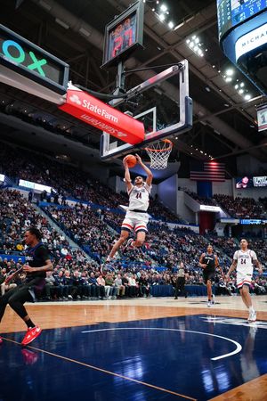 Image post by @UConnMBB on Twitter