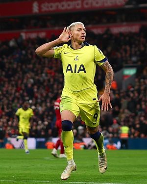 Image post by @spursofficial on Instagram