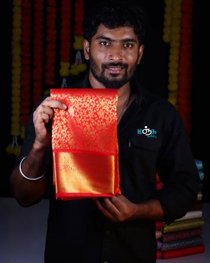 Image post by @manjusarees_elampillai on Instagram