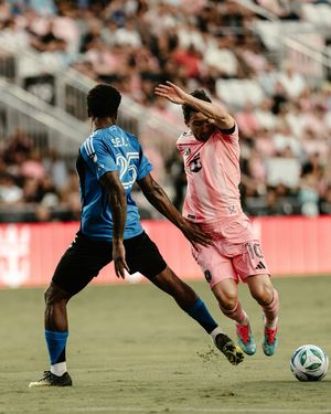 Image post by @thepictureboxphoto on Instagram