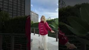 Video post by @shop.with.caroline on YouTube