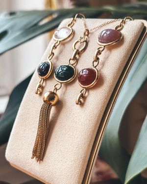 Image post by @maejeanvintage on Instagram