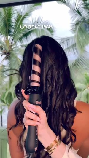 Video post by @thebeachwaver on TikTok