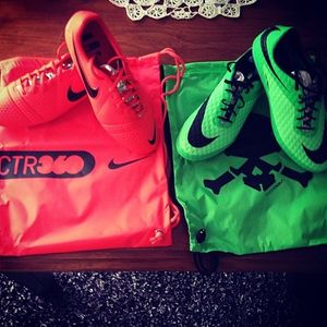 Image post by @soccerdotcom on Instagram