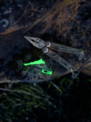 Image post by @leathermantools on Instagram