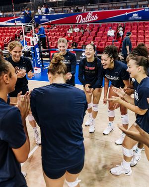 Image post by @stonybrookvb on Instagram