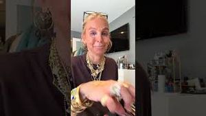 Video post by @shop.with.caroline on YouTube