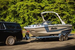 Image post by @malibuboats on Instagram
