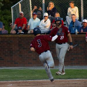 Image post by @warehamgatemen on Instagram