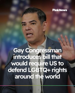 Image post by @pinknews on Instagram
