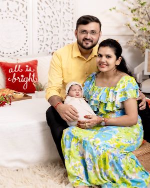 Image post by @newbornbabyphotographystudio on Instagram