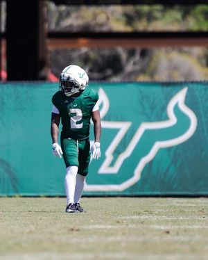 Image post by @usffootball on Instagram