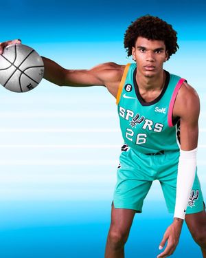 Image post by @austin_spurs on Instagram