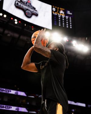 Image post by @ecubasketball on Instagram