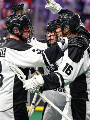 Image post by @rjayfoto on Instagram