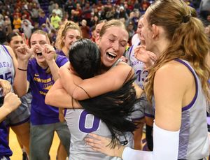 Image post by @uniathletics on Instagram