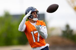 Image post by @Broncos on Twitter