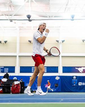 Image post by @smumtennis on Instagram