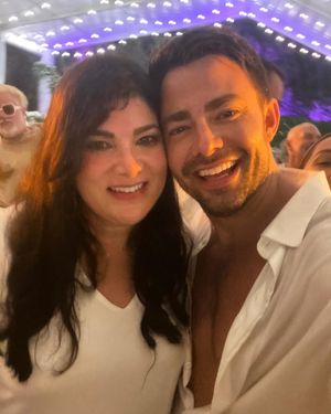 Image post by @andreadanaeisen on Instagram