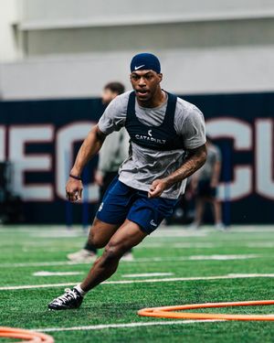 Image post by @uconnfootball on Instagram
