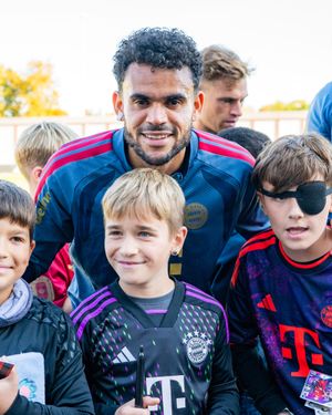 Image post by @fcbayern on Instagram