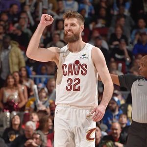 Image post by @LegionHoops on Twitter