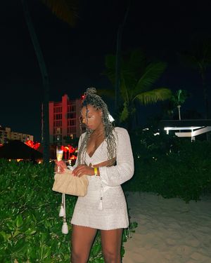 Image post by @_khatbell on Instagram