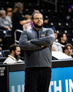 Image post by @vandalswbb on Instagram