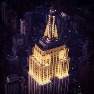 Image post by @empirestatebldg on Instagram