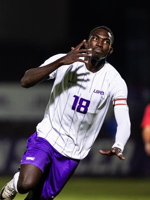 Image post by @jayycreates on Instagram