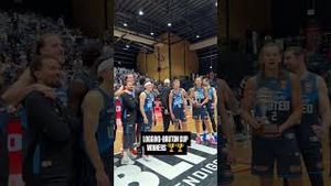 Video post by @melbourneunitedbasketball on YouTube