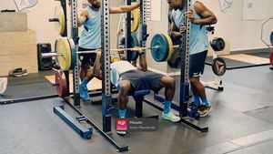 Image post by @avironrugbypro on Instagram