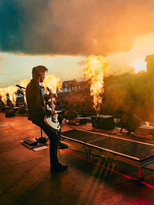 Image post by @paparoach on Instagram