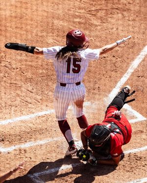 Image post by @gamecocksoftball on Instagram