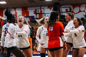 Image post by @ClemsonVB on Twitter