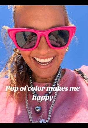 Video post by @shop.with.caroline on TikTok