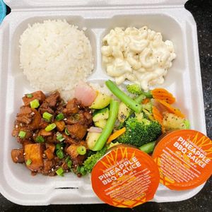 Image post by @hawaiianbros on Instagram