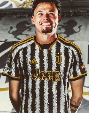 Image post by @footballtalkhq on Instagram