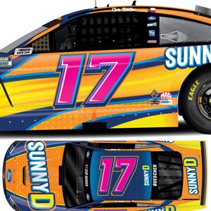 Image post by @sunnydracing on Instagram