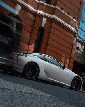 Image post by @discoverlexus on Instagram