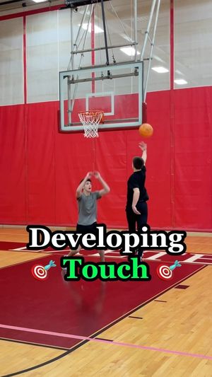 Image post by @hoopin_mitch on Instagram
