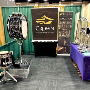 Image post by @carolinacrown on Instagram
