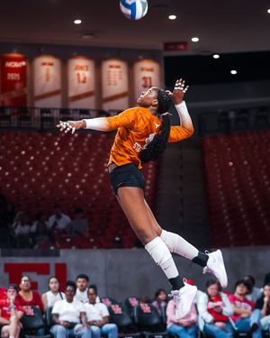 Image post by @texasvolleyball on Instagram